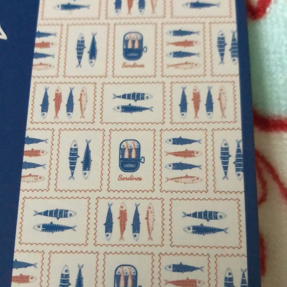 Kassafina Sardine Beach Towel - White, Blue & Red